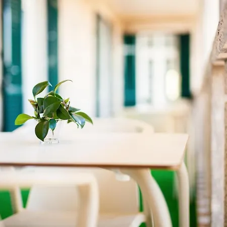 Fonte Velha Hotel *