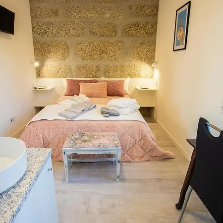 Fonte Velha Hotel *