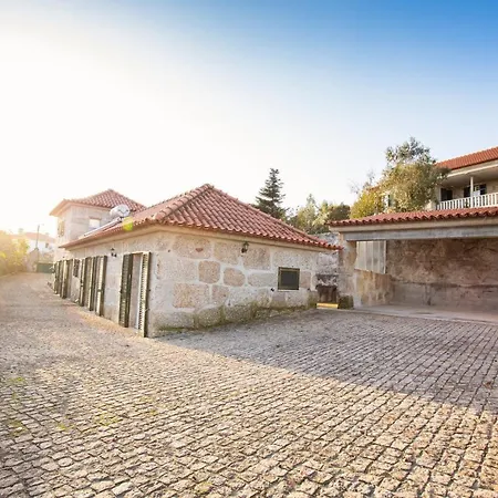 Fonte Velha Casteloes (Porto)