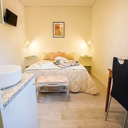 Hotel Fonte Velha Casteloes (Porto)