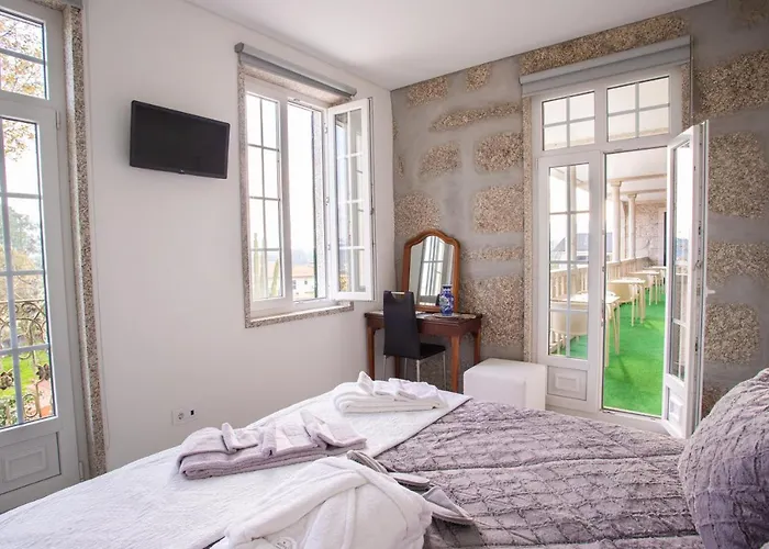 Hotel Fonte Velha Casteloes (Porto)